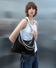 Atwood アトウッド チェーンホーボーバッグ