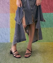 Arden アーデン ウェービーブロックヒール スリングバッグサンダル