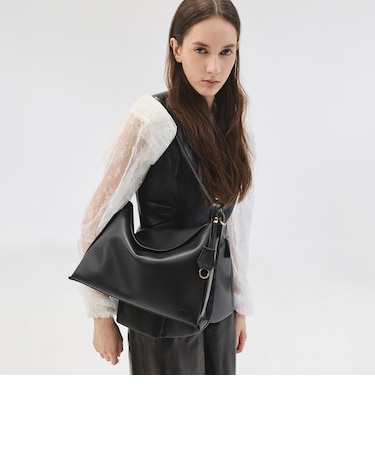 ラージ レザー トップフラップ ホーボーバッグ