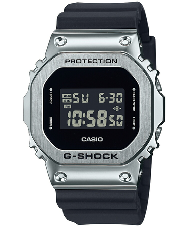 G-SHOCK メタルカバード 5600 GM-5600U-1JF メンズ 腕時計 電池式 デジタル スクエア シルバー 反転液晶 国内正規品 カシオ