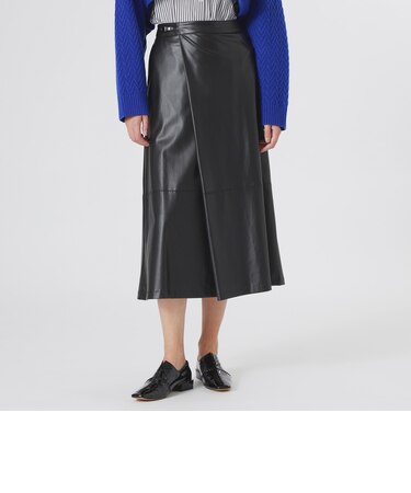 フロントスリットスカート