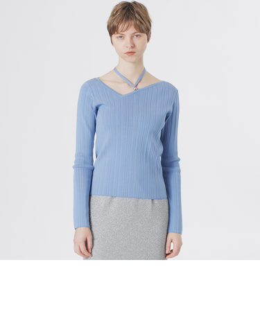 ホルターカットアウトニット