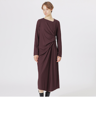 カットソーニュアンスワンピース