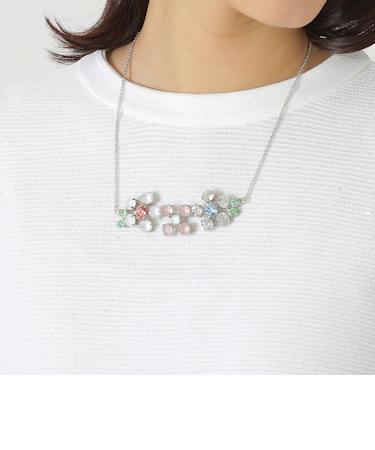 フロストビジューフラワーネックレス