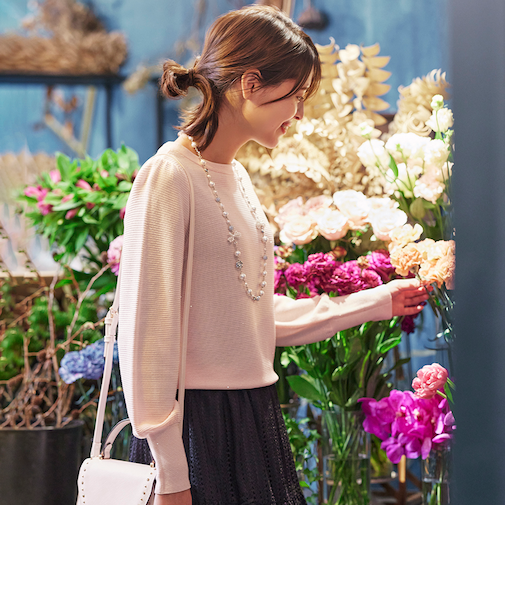 スパンコールボリュームスリーブ ニット