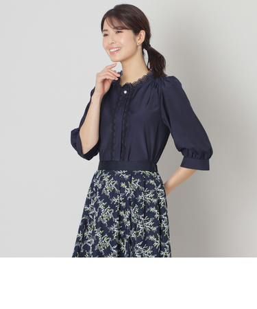 ブライトクロス アイレットレースブラウス