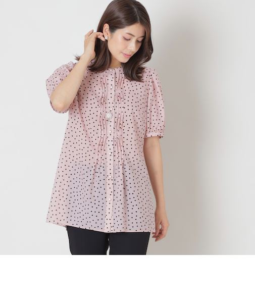 ランダムドット ピンタックブラウス