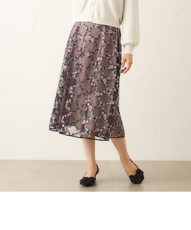 フラワーチェック刺しゅう フレアスカート