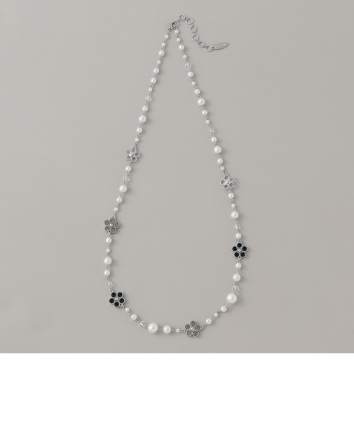 フラワービジューネックレス