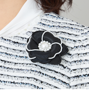 サテンフラワーコサージュ