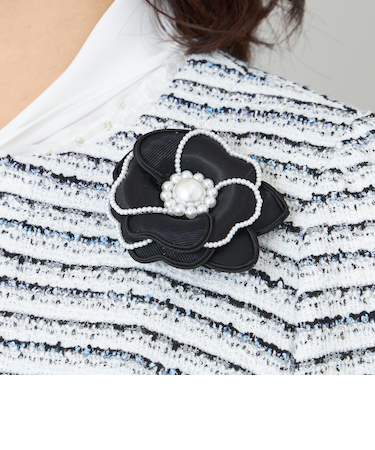 サテンフラワーコサージュ