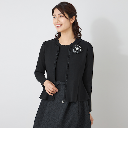 トゥービーシック 2way フリルニットジャケット ペプラム ベルスリーブ 公式】TO BE CHIC(トゥービーシック)のファッション通販 - SANYO