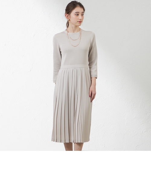 新品　 AMACA　アマカ　布帛コンビニットワンピース38　ベージュ46200円 新品 AMACA アマカ 布帛コンビニットワンピース38 ベージュ46200円