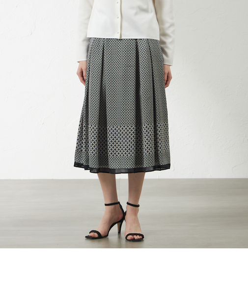 サークルキカプリントタックパネルスカート