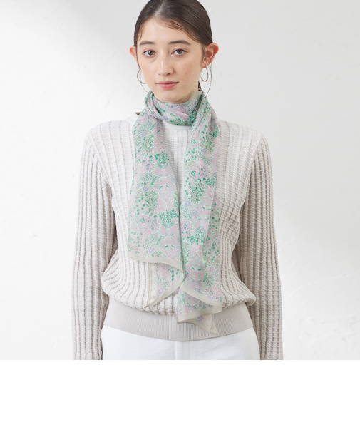 シルクシアーフラワースカーフ