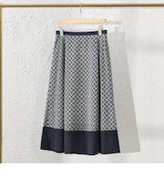 【WEB・一部店舗限定】【ATELIER COLLECTION】　　LIBERTY刺繍パレットデシンスカート