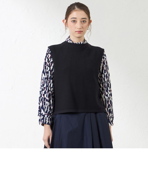 バルキーストレッチ編み柄ベスト