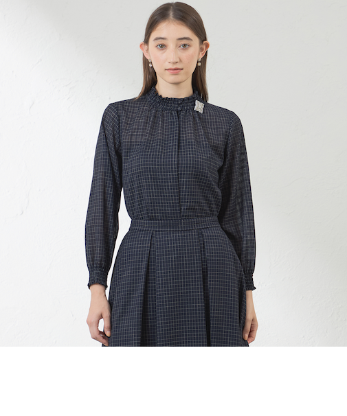 アルタニカシアートロブラウス