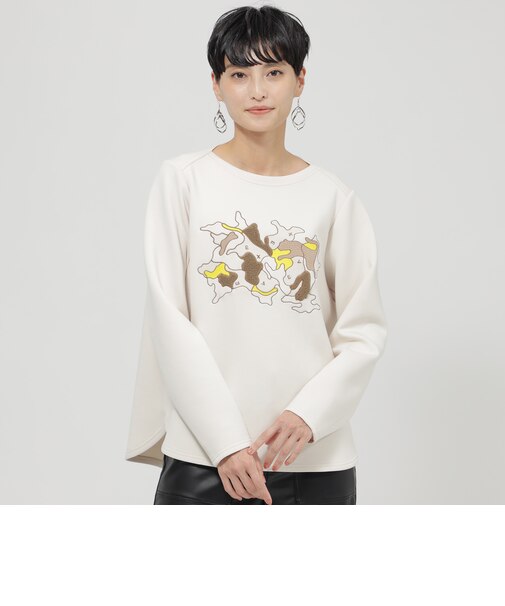 【ウォッシャブル】カモフラエンブロイダリープルオーバーカットソー