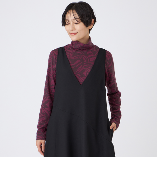 【ウォッシャブル】タイガープリントハイネックカットソー