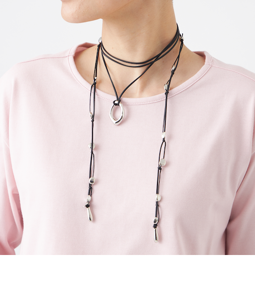 コードメタルネックレス