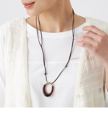 クリアワントップネックレス