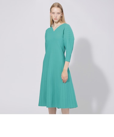 ラディカルストレッチ　ニットドレス