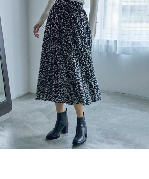 エアリードットプリント プリーツスカート