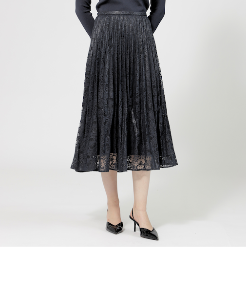 【VERY NaVY2024年12月号掲載】グロッシーレース プリーツスカート