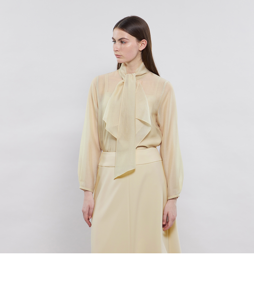 シアークロス フリルブラウス