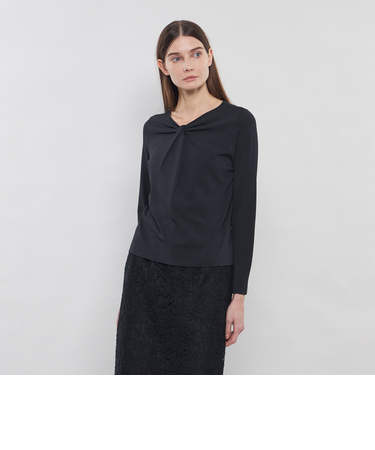 ツイストニット プルオーバー