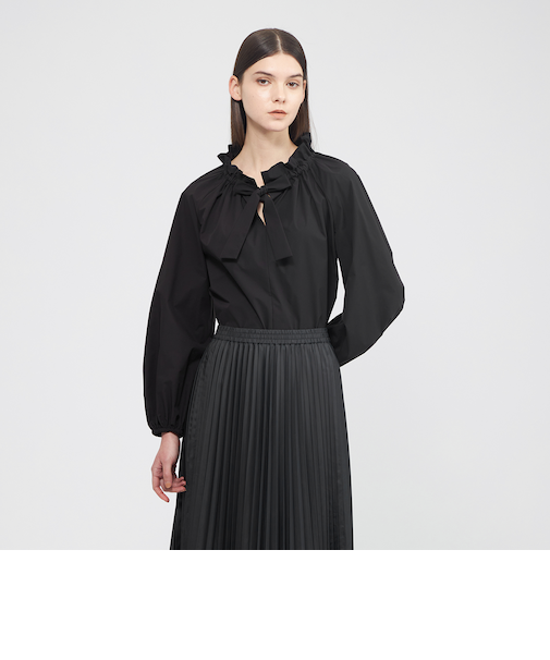 【EPOCA STORIA】 4WAYストレッチタフタ フリルネックブラウス 《WEB＆EPOCA THE SHOP店舗限定》