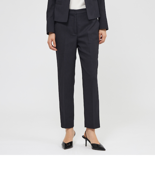 スラブストレッチ テーパードパンツ