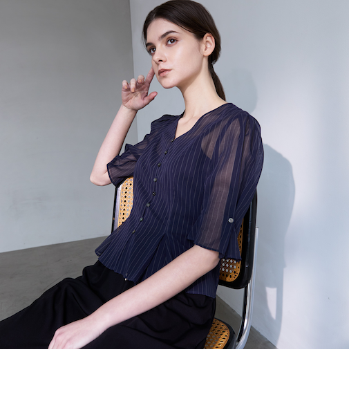 シアーストライプ タックデザインブラウス