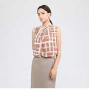 ジオメトリックプリント スタンドカラーブラウス