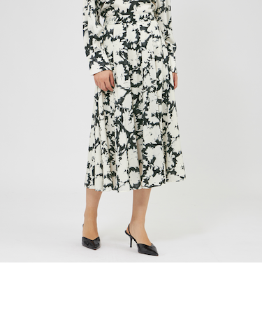 フィオーレサテン フレアスカート