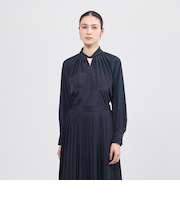 ドットドビーデシン スタンドカラーブラウス