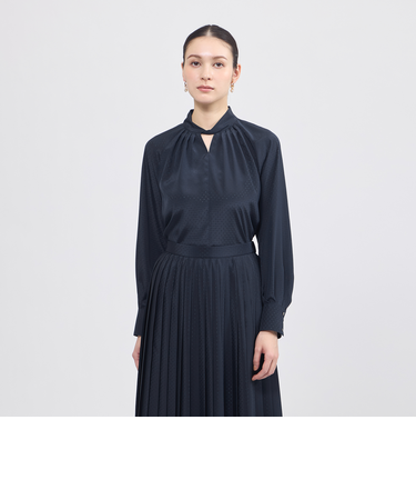 ドットドビーデシン スタンドカラーブラウス