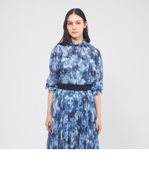 グラフィカルフラワー フリルカラーブラウス