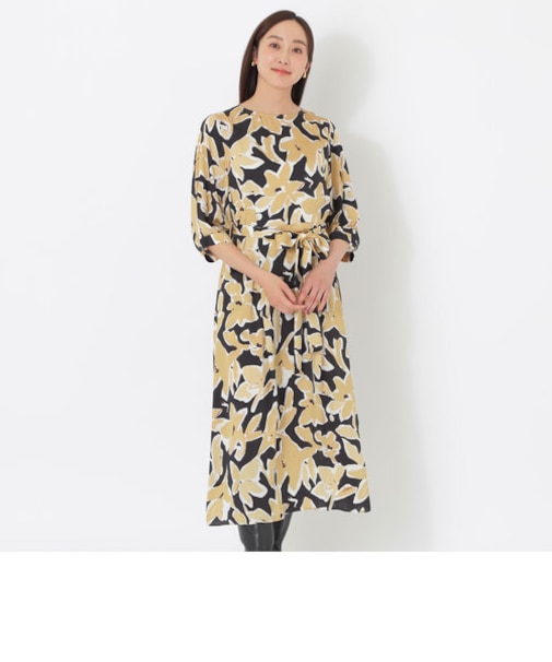 フラワープリントワンピース（ベージュ）