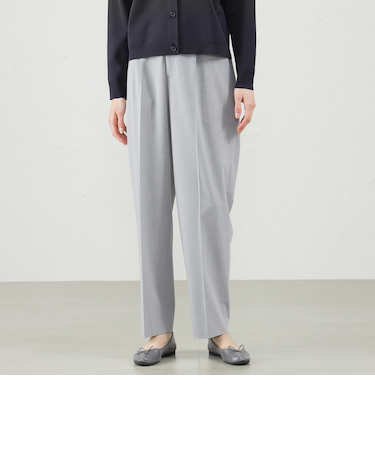 サイドベルトテーパードパンツ