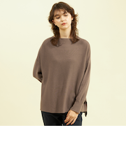 【WEB&一部店舗限定】ボートネックターンバックニット