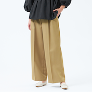 ツータックワイドシルエットパンツ