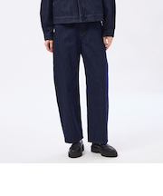 カーブストレートデニムパンツ