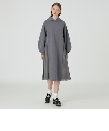 バックチュールポンチドレス