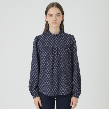 モノグラムプリントブラウス