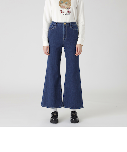 ストレッチデニムフレアパンツ