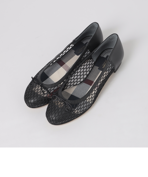 バレエシューズ