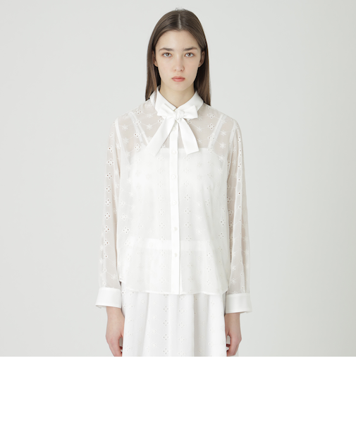 エンブロイダリーシフォンブラウス