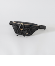 ナイロンボディバッグ